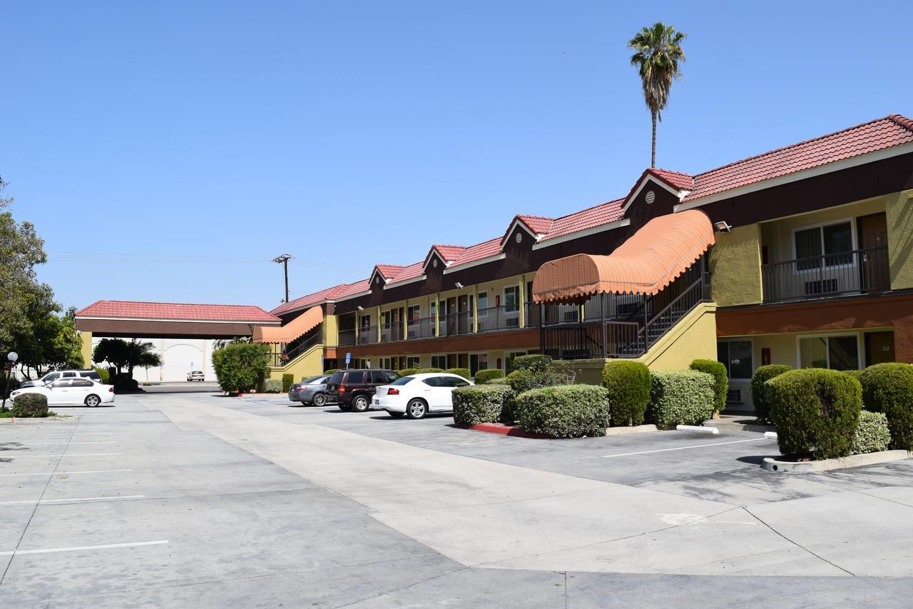 Budget Inn La Puente Eksteriør bilde