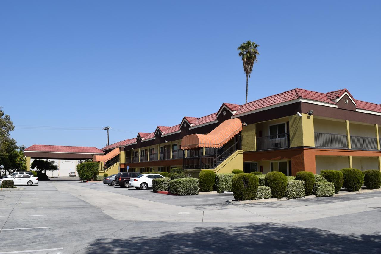 Budget Inn La Puente Eksteriør bilde