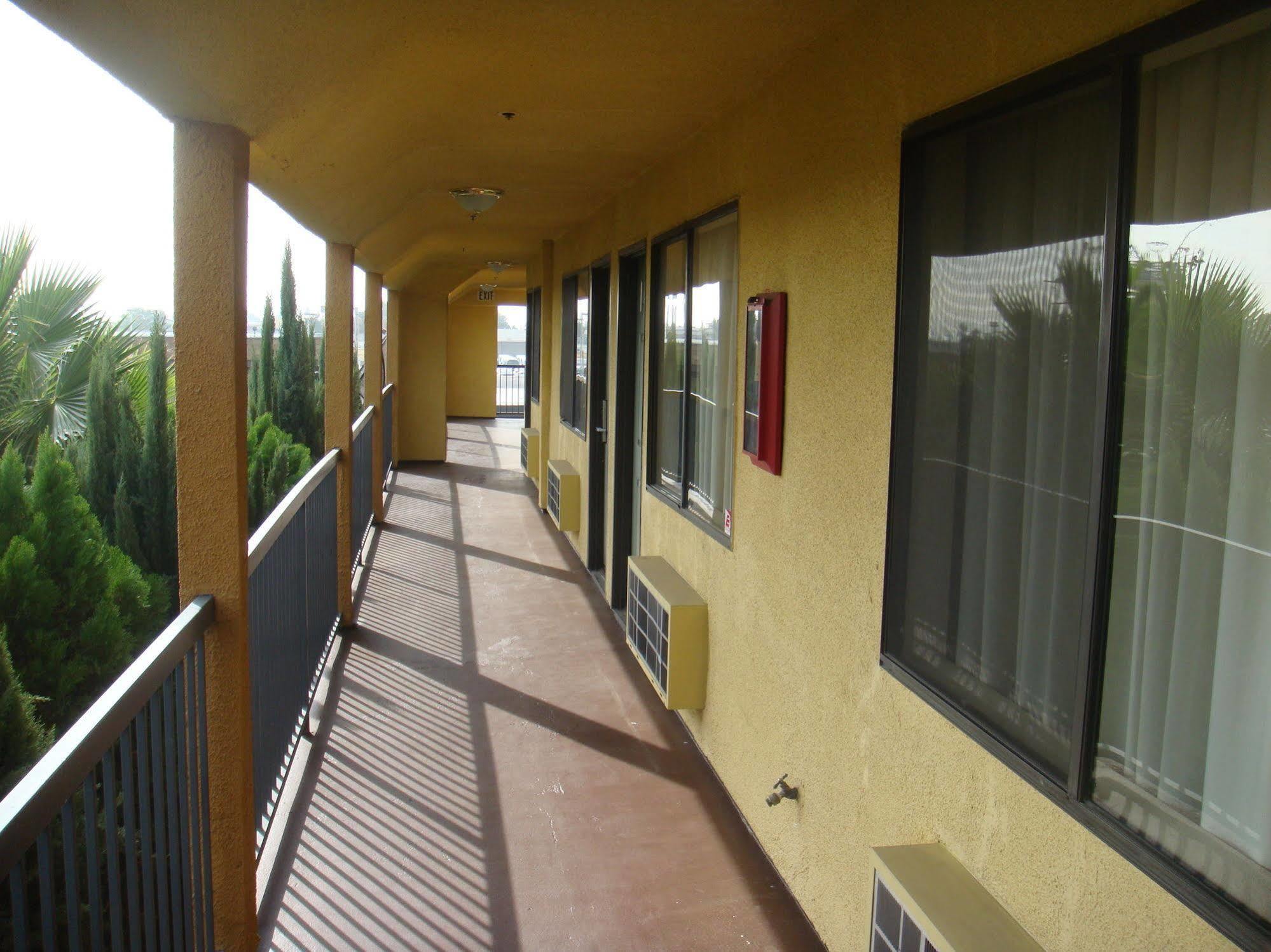 Budget Inn La Puente Eksteriør bilde