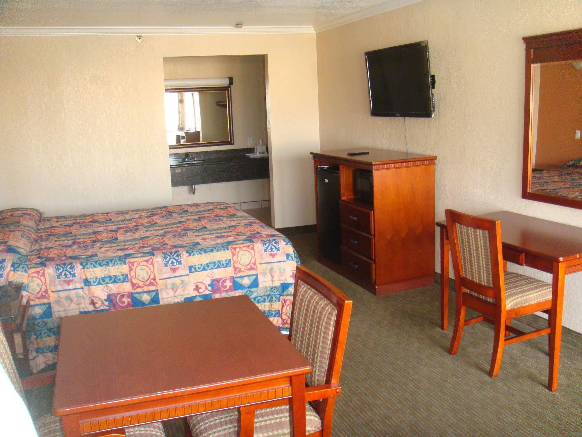 Budget Inn La Puente Eksteriør bilde